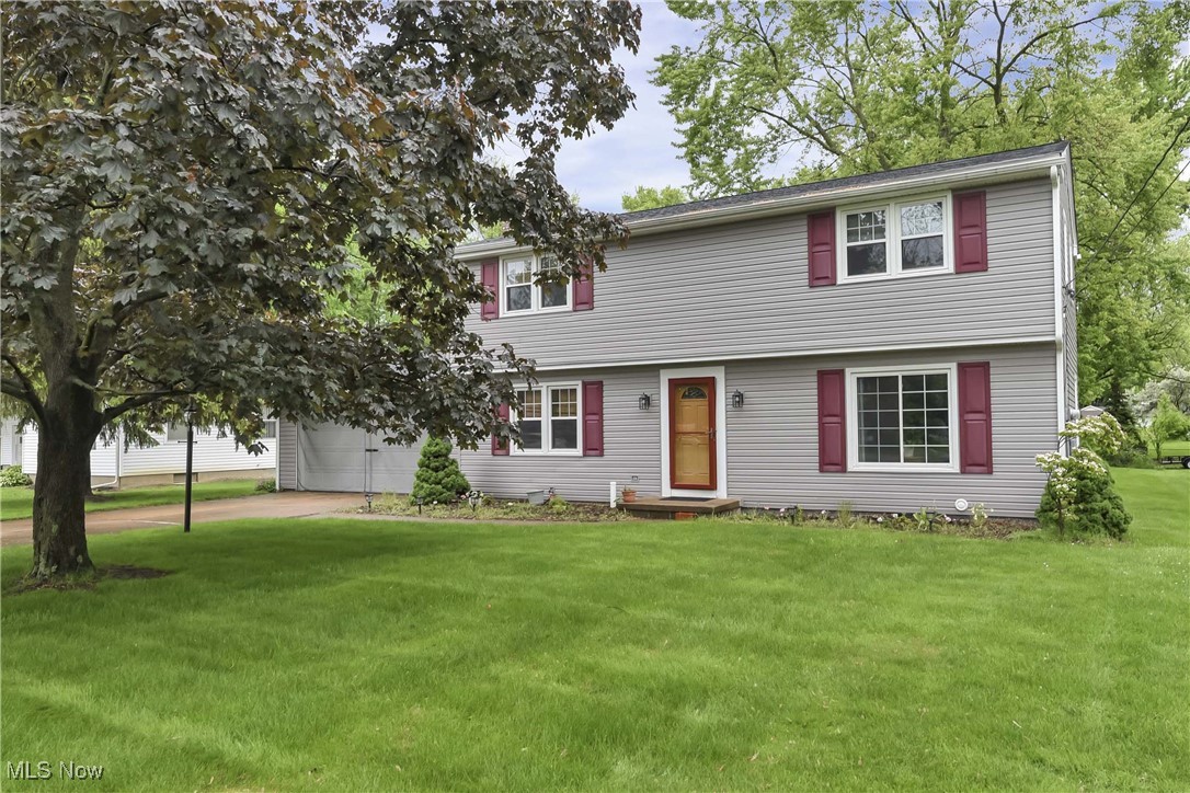 36850 Bauerdale Drive, Avon, Ohio image 6