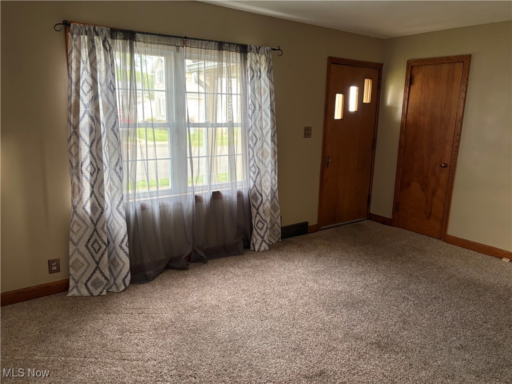 428 Kelly Street, New Philadelphia, Ohio image 3