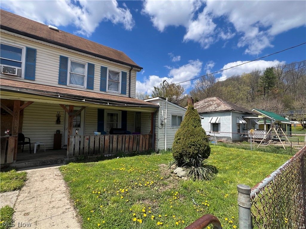 Photo of 19 Locust Street, Glouster, OH 45732 (MLS # 5199808)