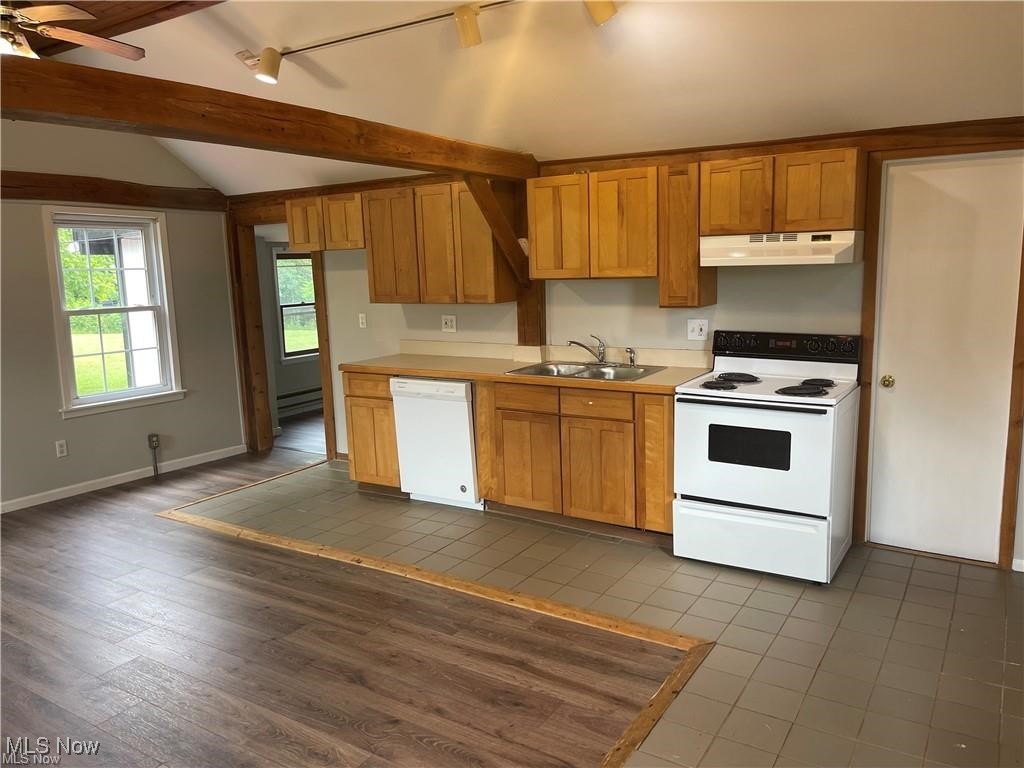 Burton, Ohio 44021, United States, 1 Bedroom Bedrooms, ,1 BathroomBathrooms,Residential,Active,175709