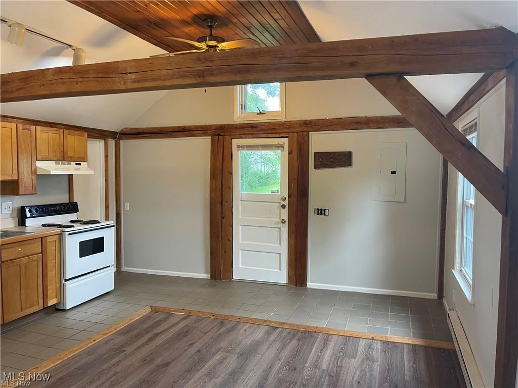 Burton, Ohio 44021, United States, 1 Bedroom Bedrooms, ,1 BathroomBathrooms,Residential,Active,175709