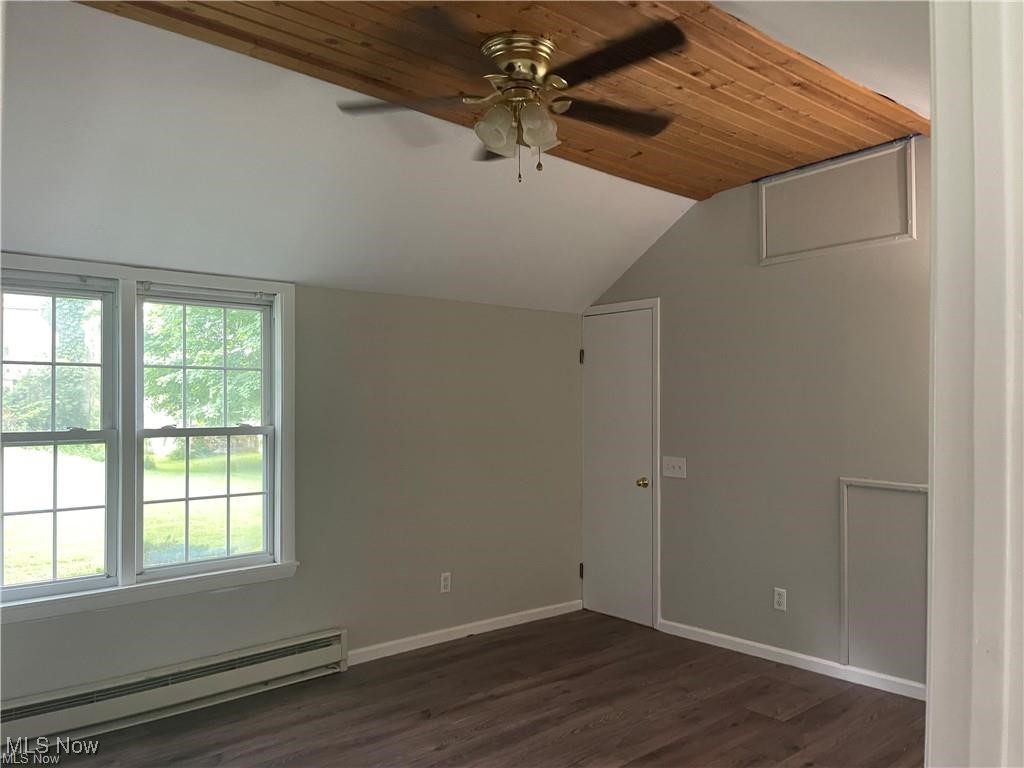 Burton, Ohio 44021, United States, 1 Bedroom Bedrooms, ,1 BathroomBathrooms,Residential,Active,175709