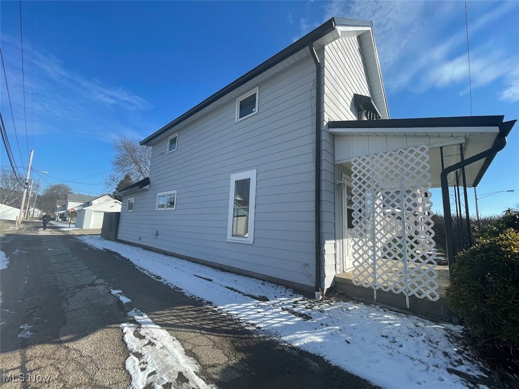 622 John Street, Coshocton, Ohio image 2