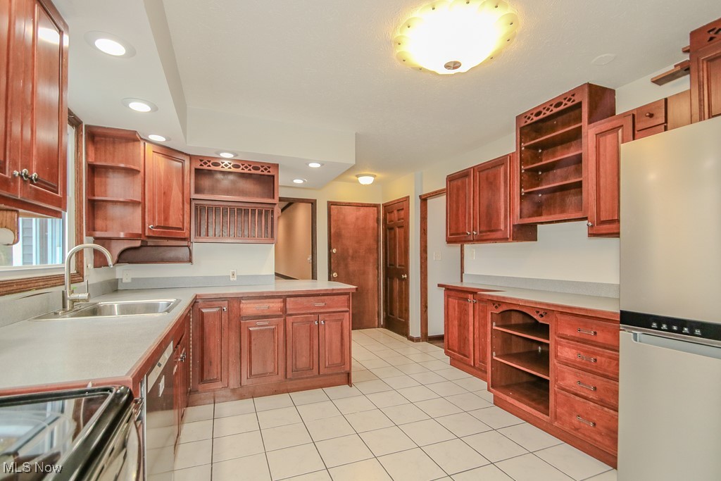 Pinegate Sub - Residential