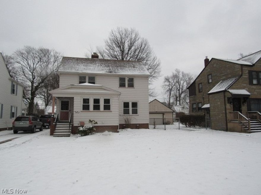 Priced to sell! Old World Charm Abounds in This Good-Sized Colonial Home. Freshly Painted, Large Pantry Area, Crown Molding in living room And Dining Rooms. First floor is awesome. Wide open and airy! Fabulous hardwood floors throughout. Custom craftmanship and attention to detail. Eat In Kitchen. Large formal Dining Room. Finished lower-level offer bedroom & full bath. Ready to move right in! Convenient location. few doors from lakeshore Blvd. and public transportation. Don't miss this one!