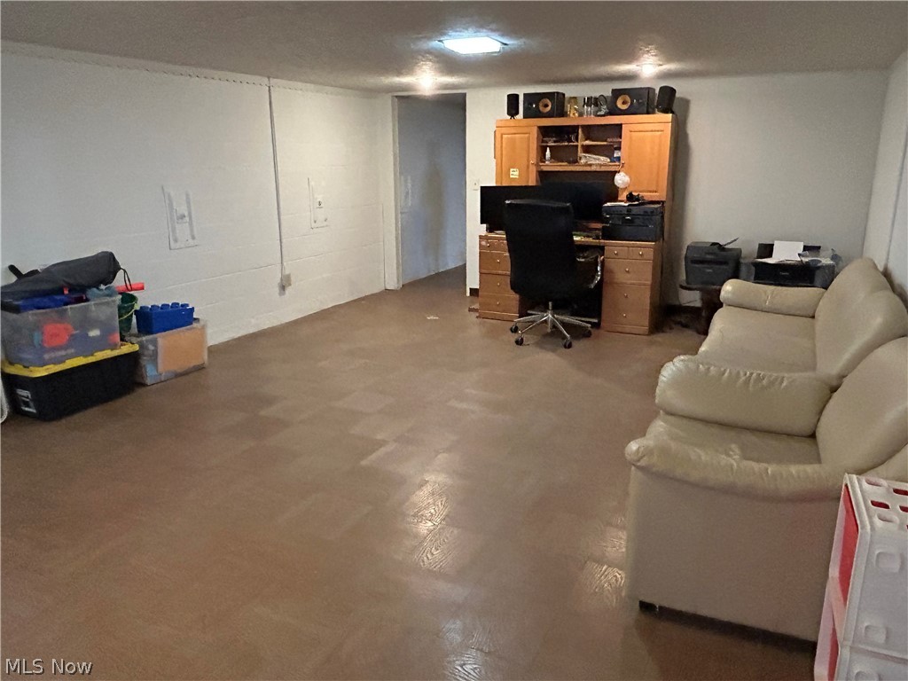 Metropolitan Estates 01 - Residential