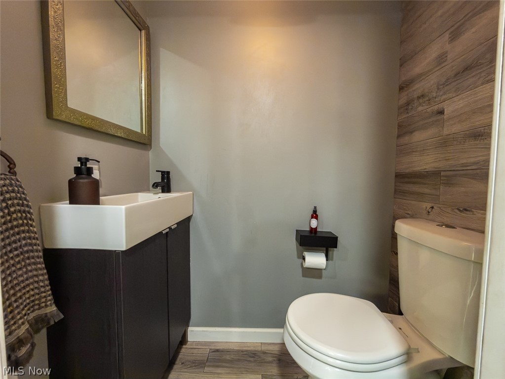 Harry Smith 01 Rep - Residential