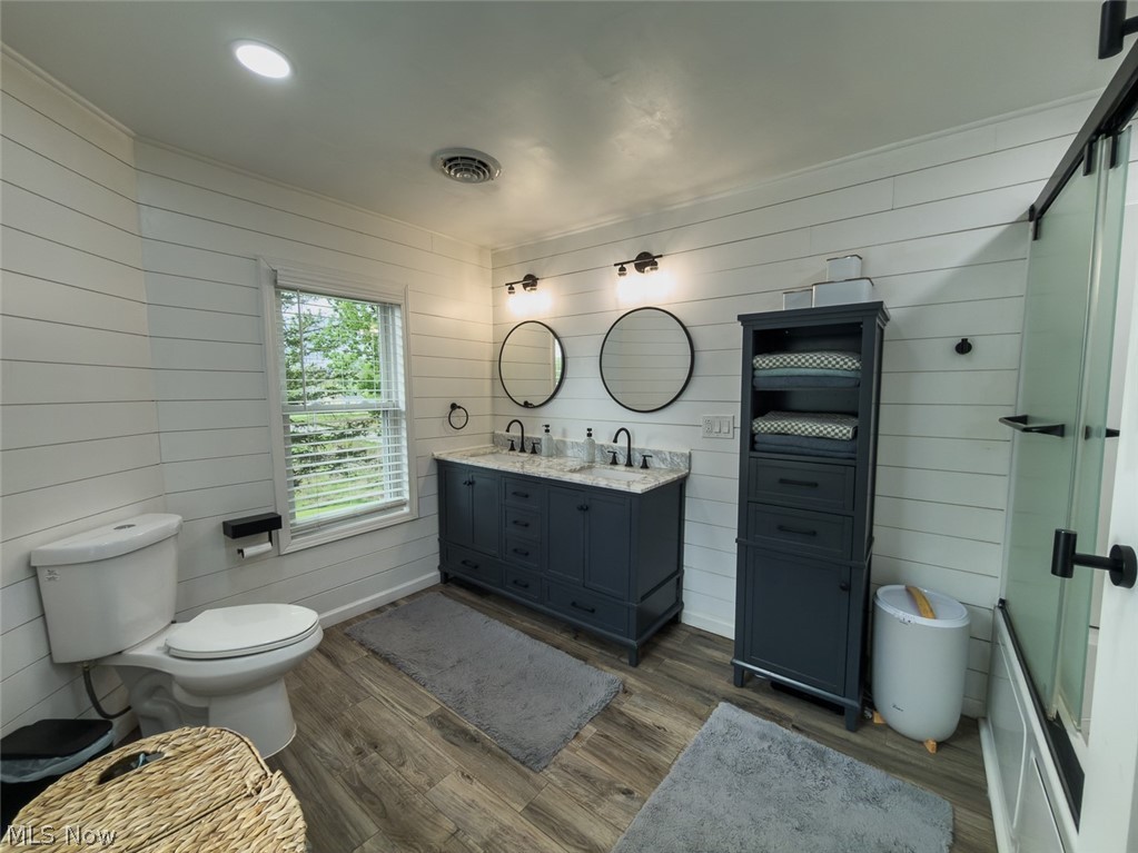 Harry Smith 01 Rep - Residential