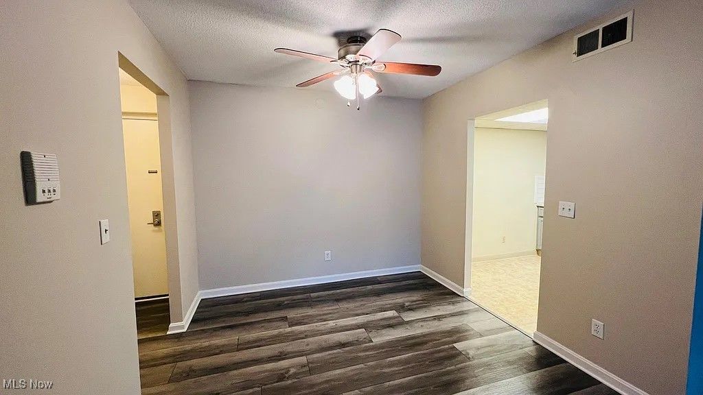 Photo of 1263 Lost Nation Road #22, Willoughby, OH 44094 (MLS # 5184905)