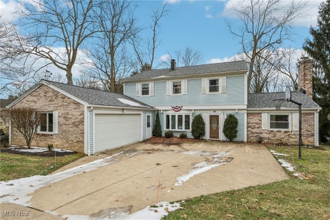 Photo for 245 Greenbriar Drive