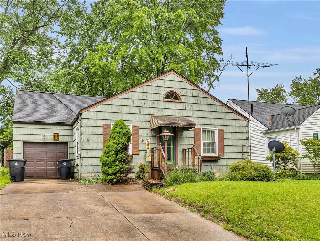 1414 Hollywood Street, Warren, Ohio image 1