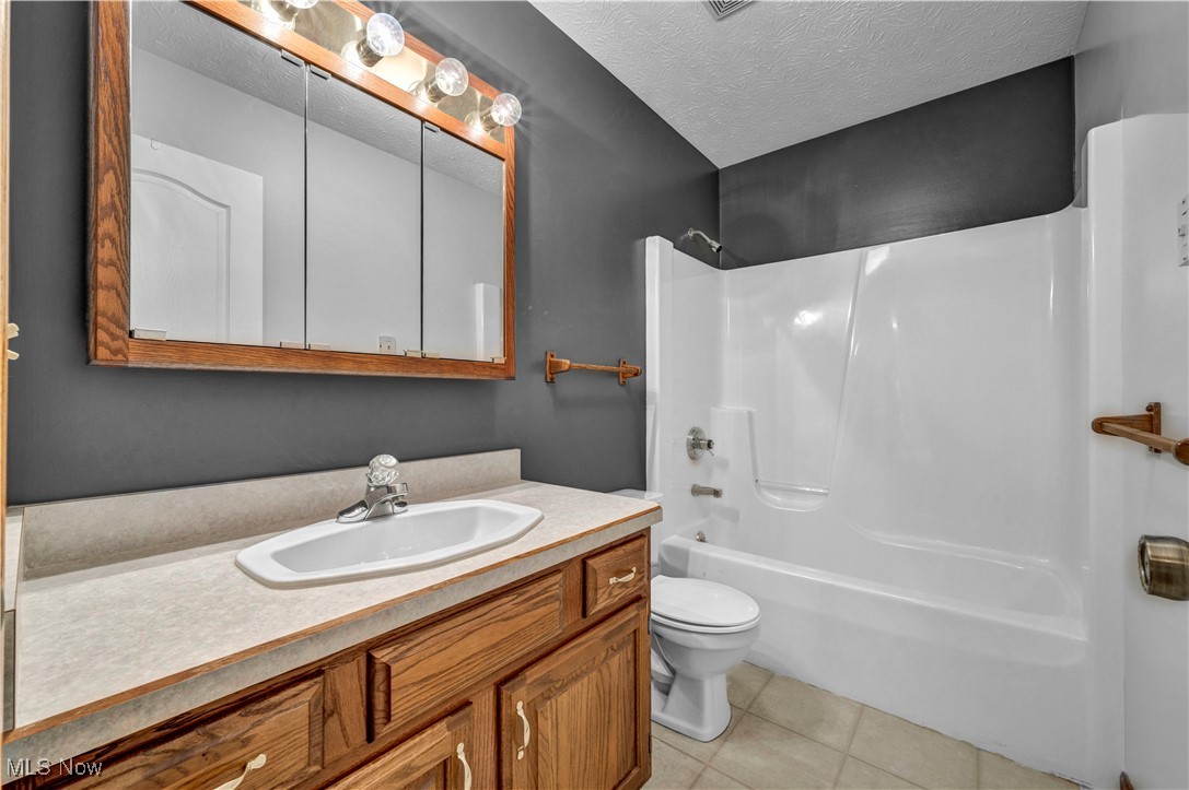 Lagrange - Residential