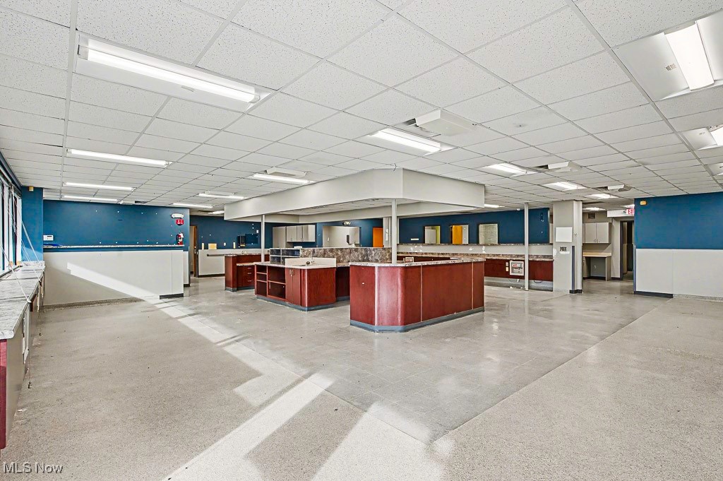 Belpre - Commercial Sale