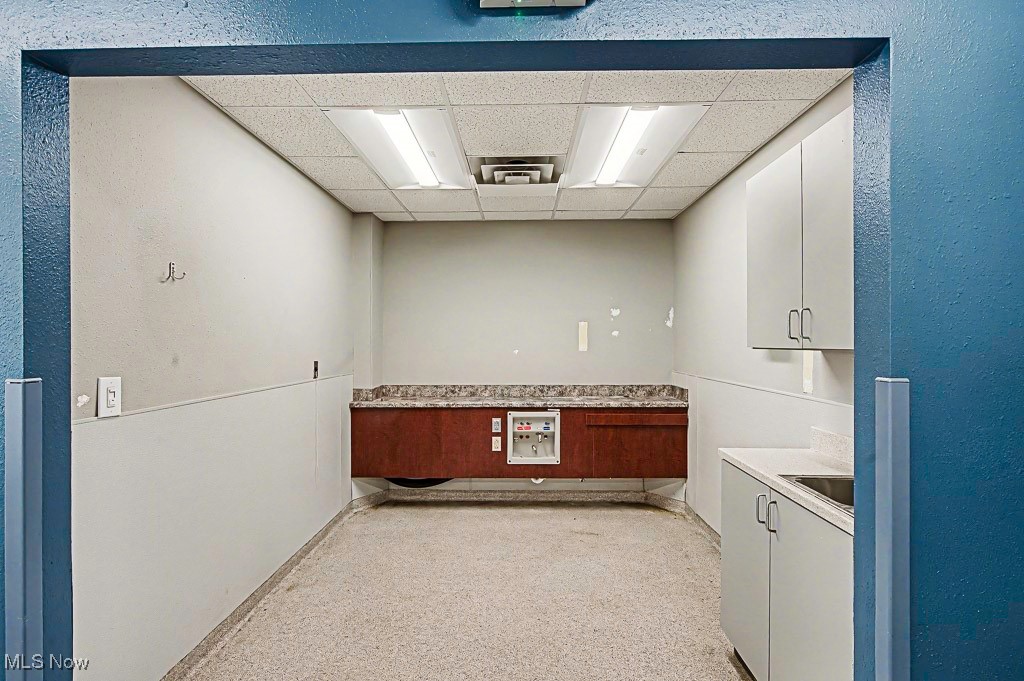 Belpre - Commercial Sale