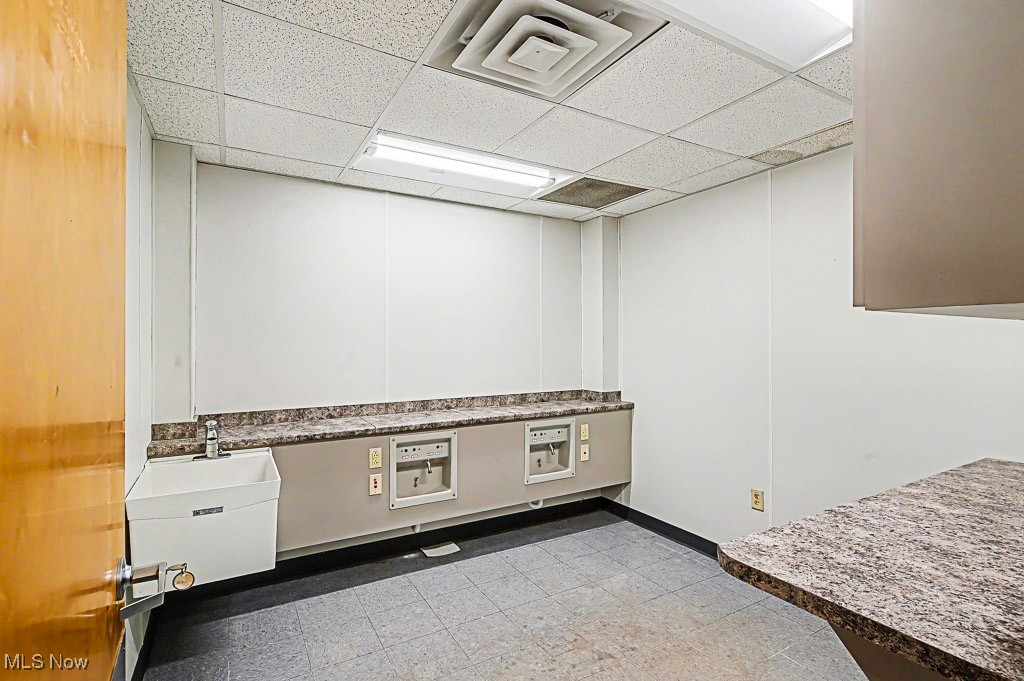 Belpre - Commercial Sale