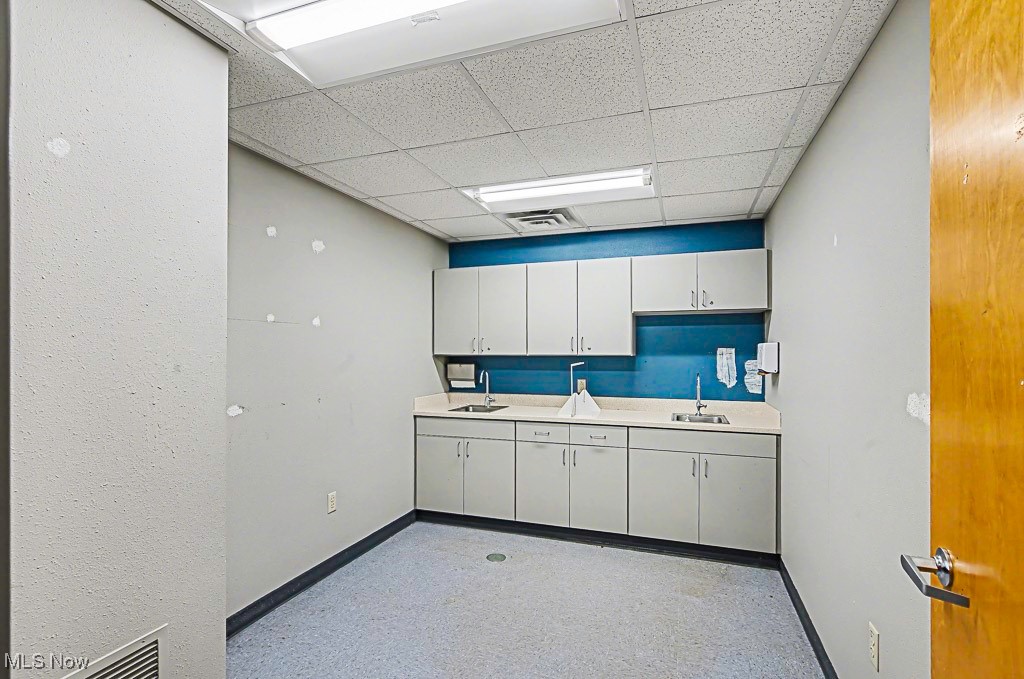 Belpre - Commercial Sale