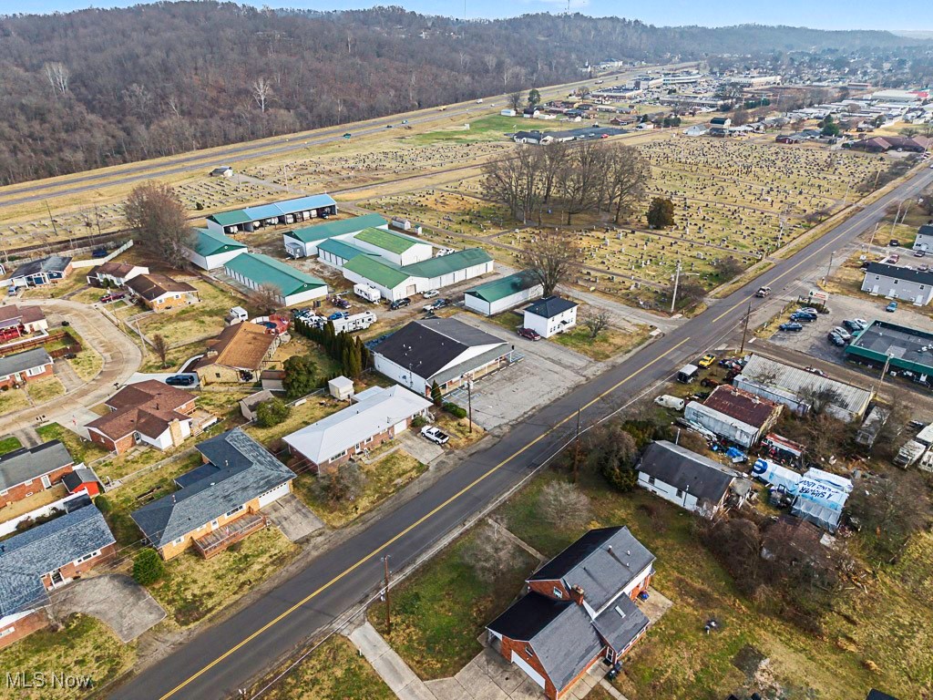 Belpre - Commercial Sale