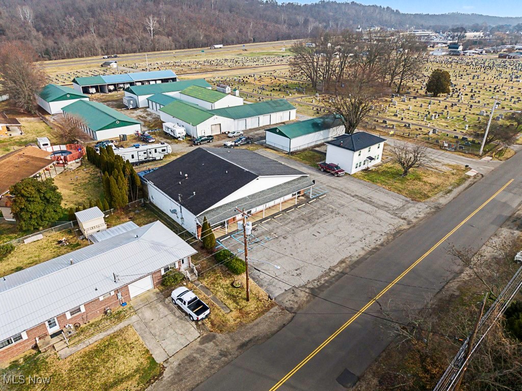 Belpre - Commercial Sale