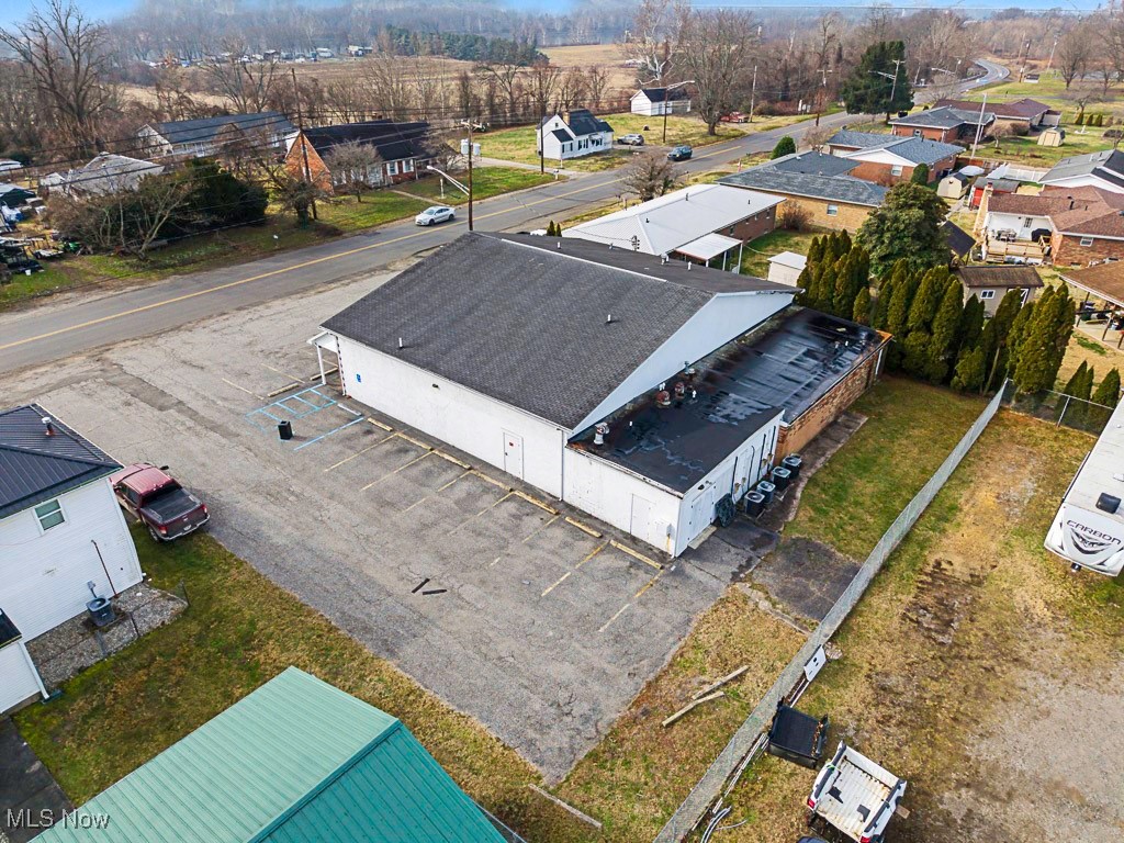 Belpre - Commercial Sale