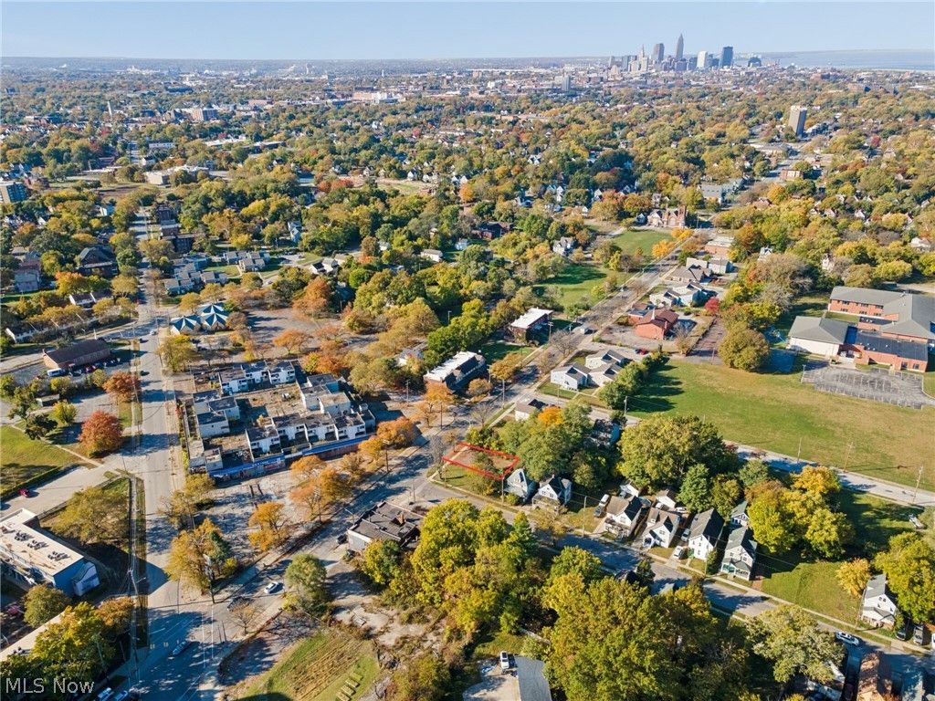 Photo of 9215 Wade Park Avenue, Cleveland, OH 44106 (MLS # 5192275)