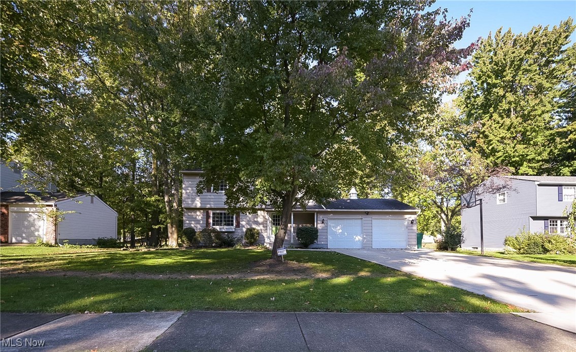 6914 Traymore Court, Mentor, Ohio image 4