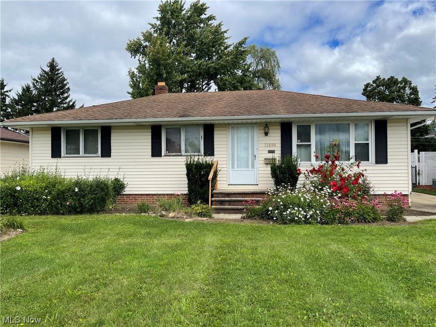 Wanted Investors or handy buyers. This is a complete Rehab Project it is going to take some work! Would be an excellent opportunity to own a 3 bed 1.5 bath ranch in South Parma seller cannot make repairs contents will remain. Being sold as is!
