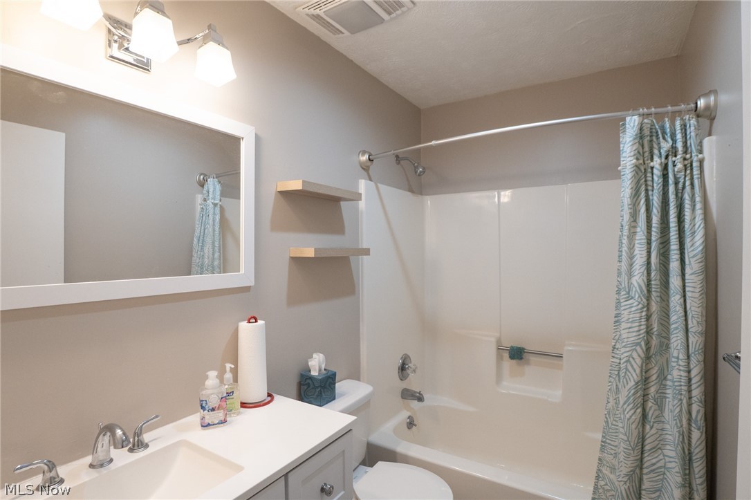 Belden Park Condo - Residential