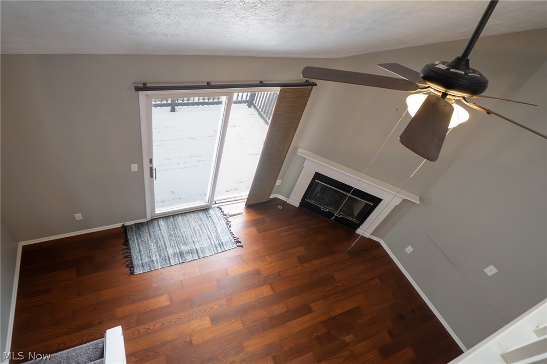 Belden Park Condo - Residential