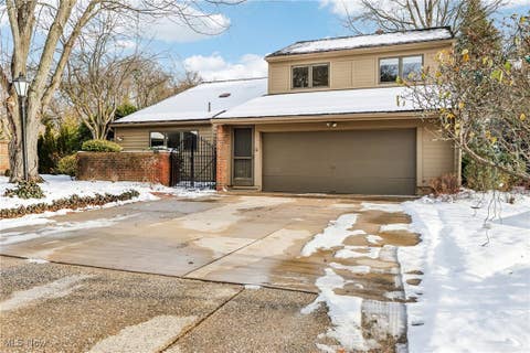 Photo for 333 N Portage Path 39