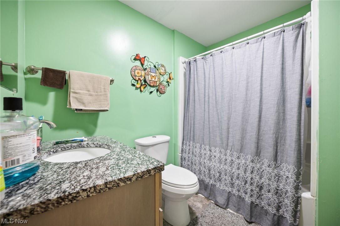 Macoban Realty Companys - Residential