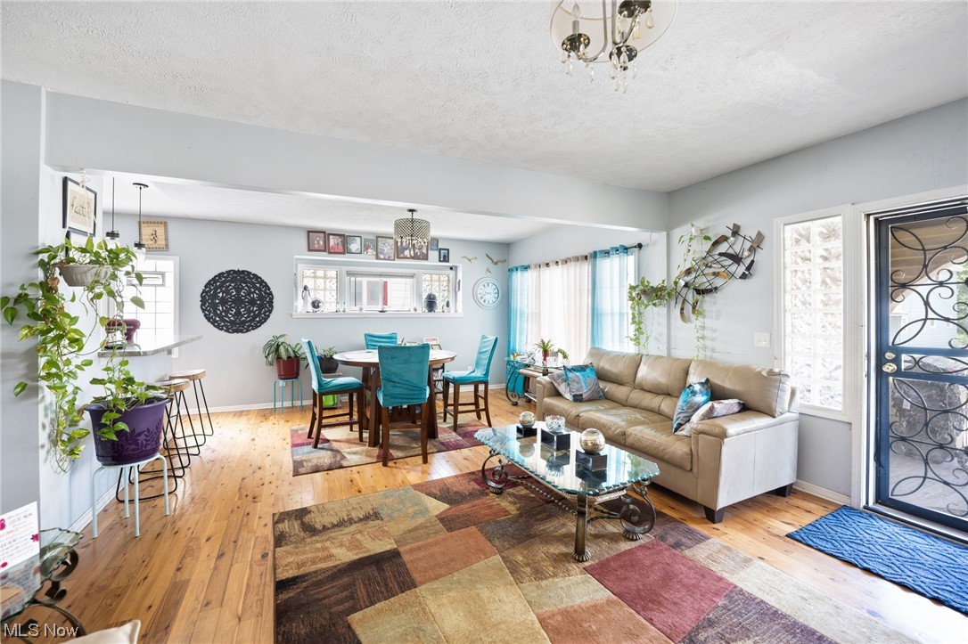 Macoban Realty Companys - Residential