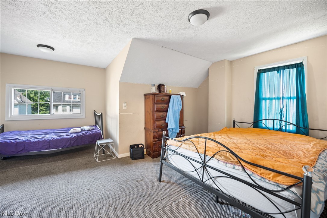 Macoban Realty Companys - Residential