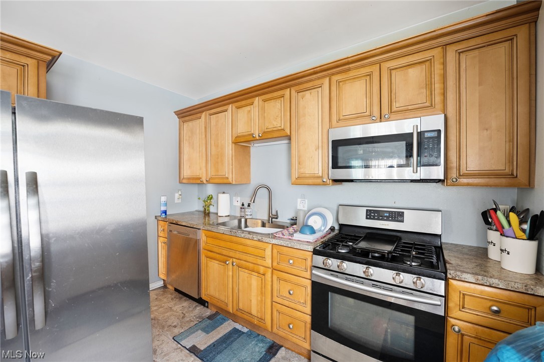 Macoban Realty Companys - Residential