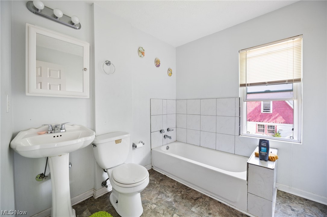 Macoban Realty Companys - Residential