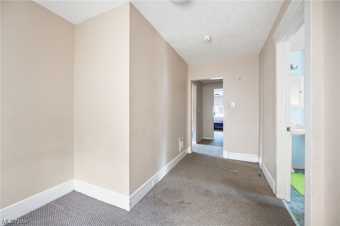 Macoban Realty Companys - Residential