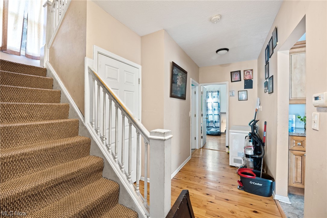 Macoban Realty Companys - Residential