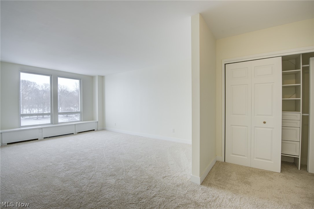 Bratenahl Place Condo - Residential