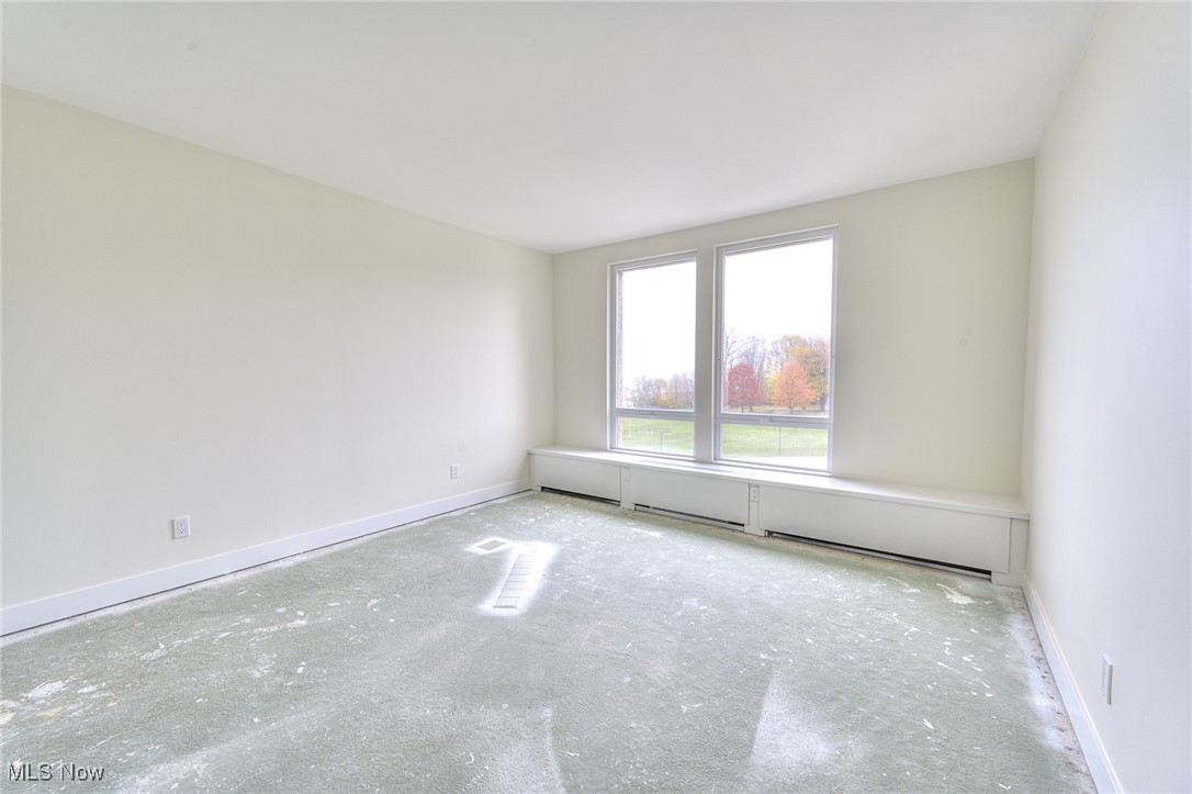 Bratenahl Place Condo - Residential