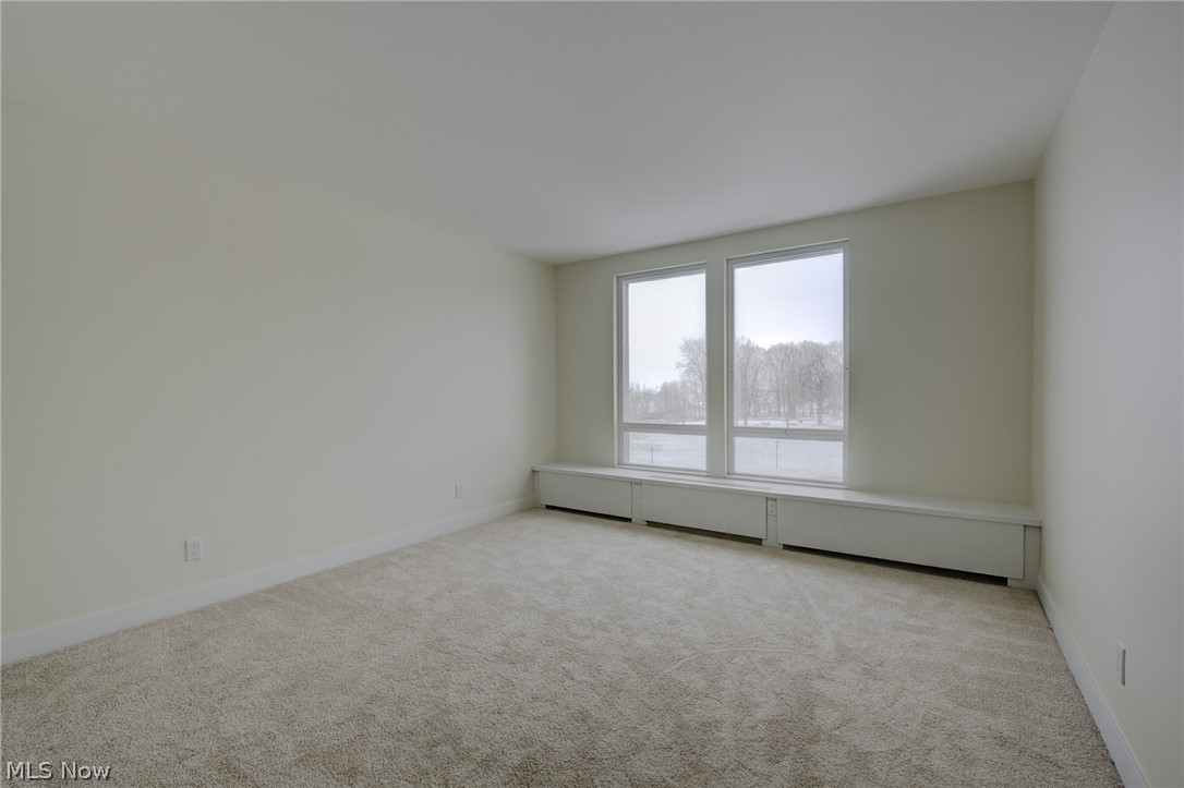 Bratenahl Place Condo - Residential