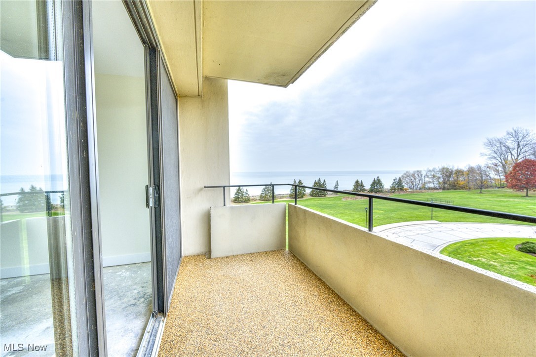 Bratenahl Place Condo - Residential