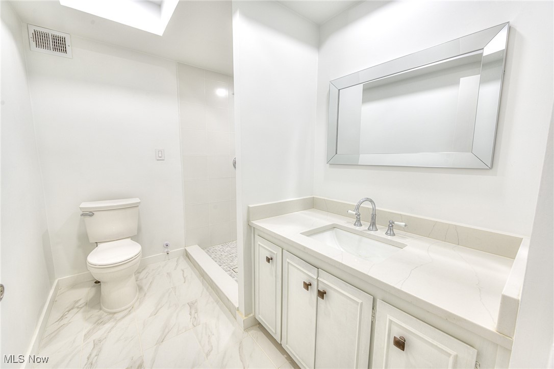 Bratenahl Place Condo - Residential