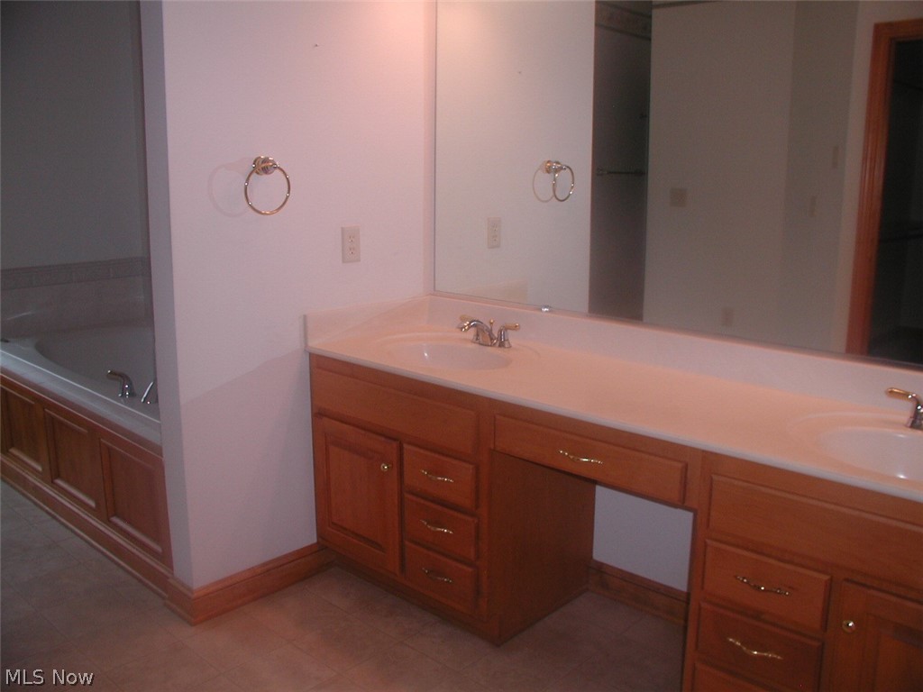 Estates At Meadowood - Residential