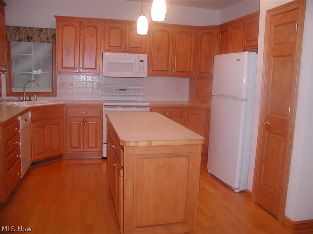 Estates At Meadowood - Residential