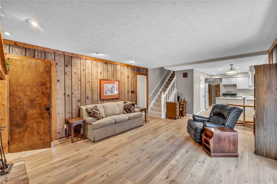 17070 Curry Lane, Chagrin Falls, Ohio image 18