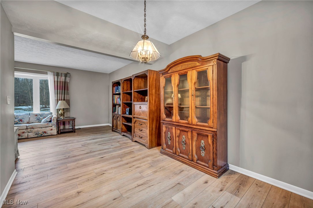 17070 Curry Lane, Chagrin Falls, Ohio image 3