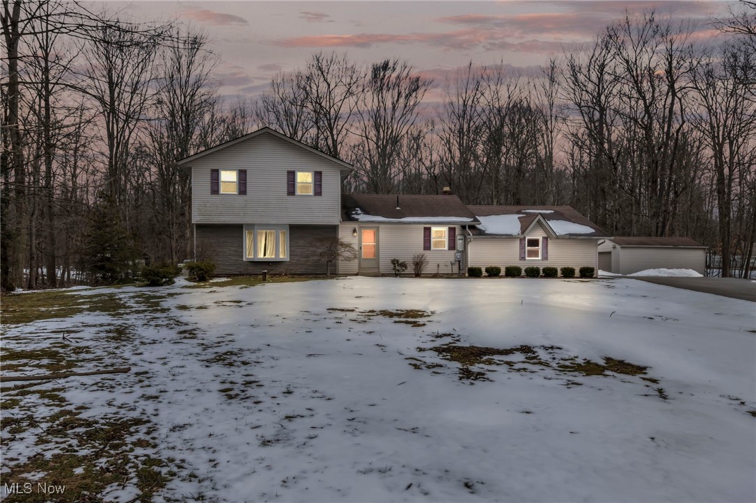 17070 Curry Lane, Chagrin Falls, Ohio image 1