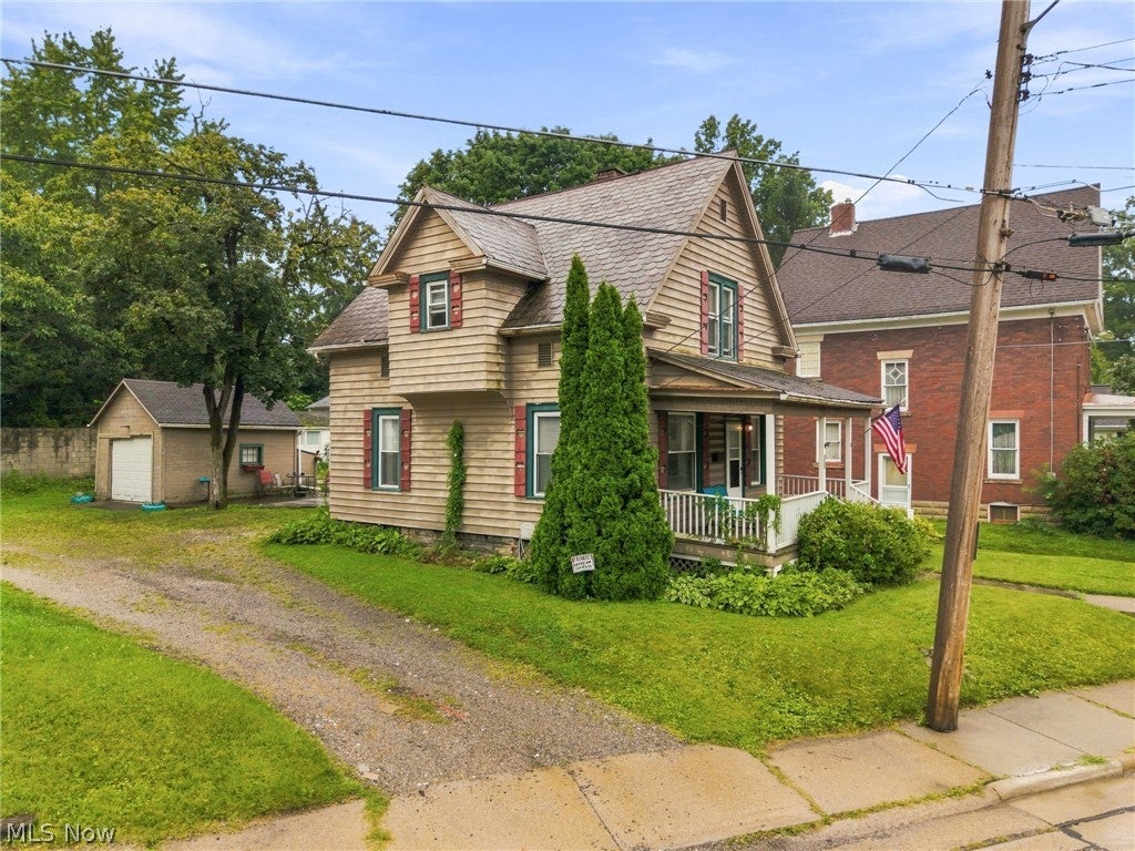 637 Franklin Avenue