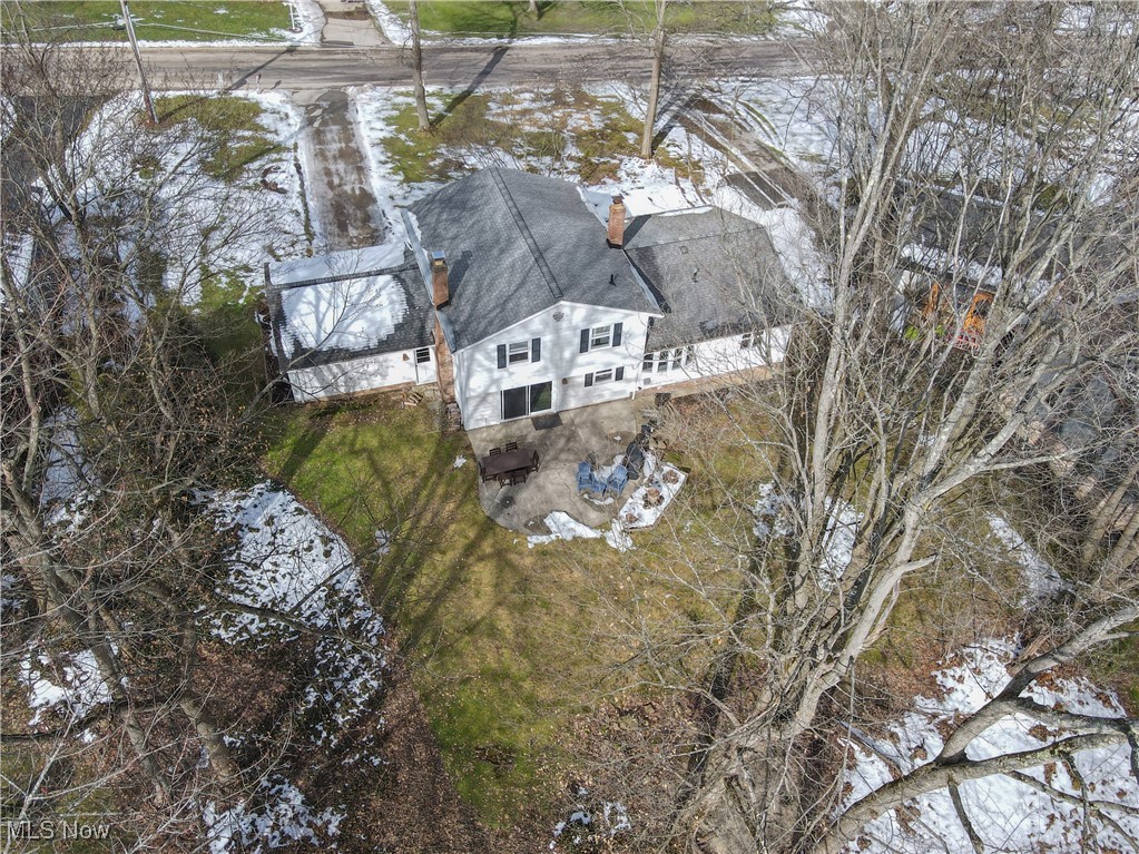 8691 Lake Forest Trail, Chagrin Falls, Ohio image 22