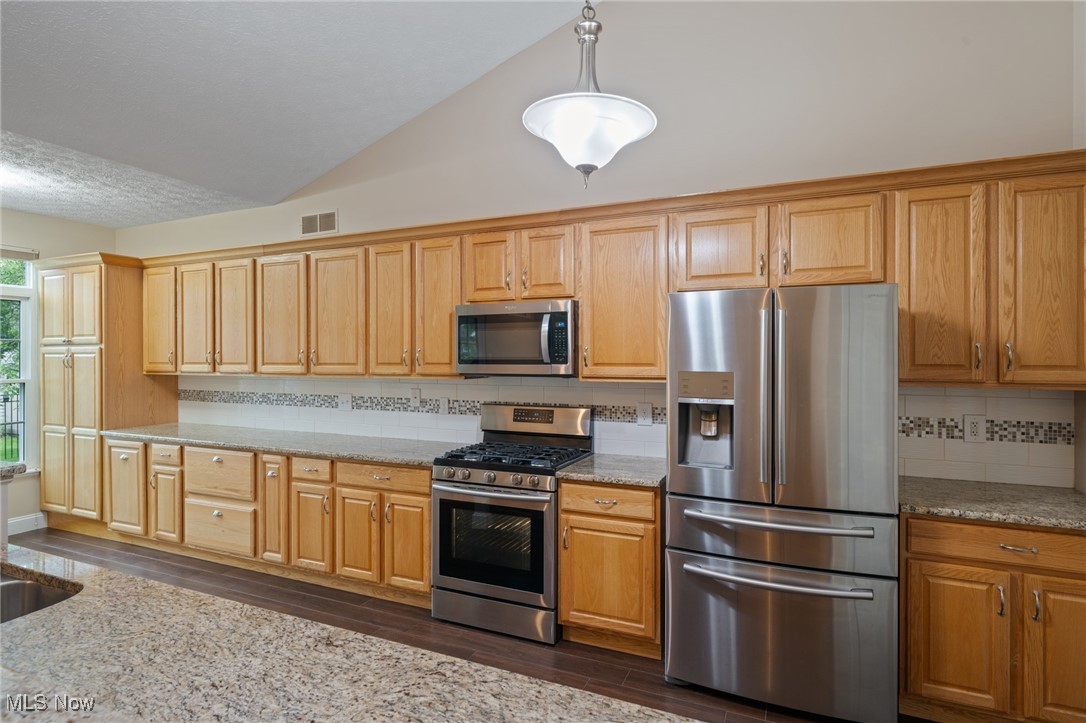 31827 Woodbridge Way, Avon Lake, Ohio image 15