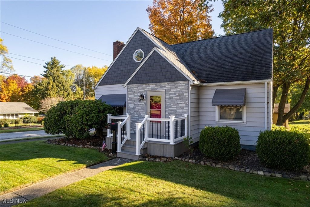 Photo of 98 N 5th Street, Rittman, OH 44270 (MLS # 5167901)